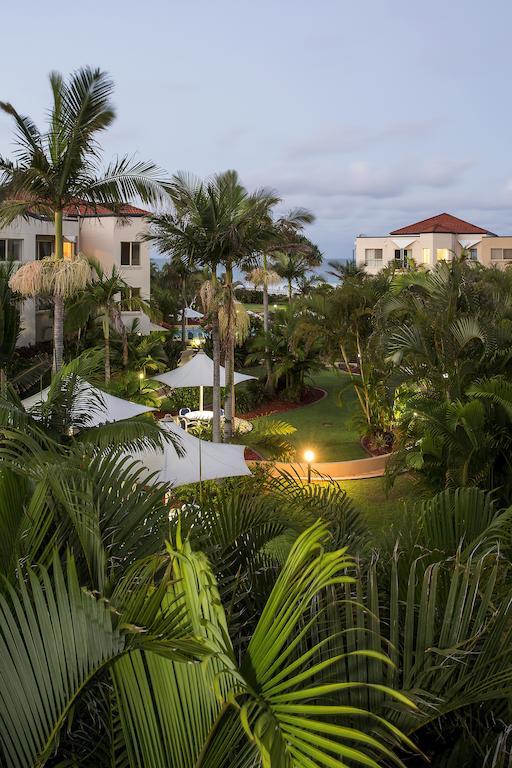 Golden Riviera Absolute Beachfront Resort Gold Coast Eksteriør billede