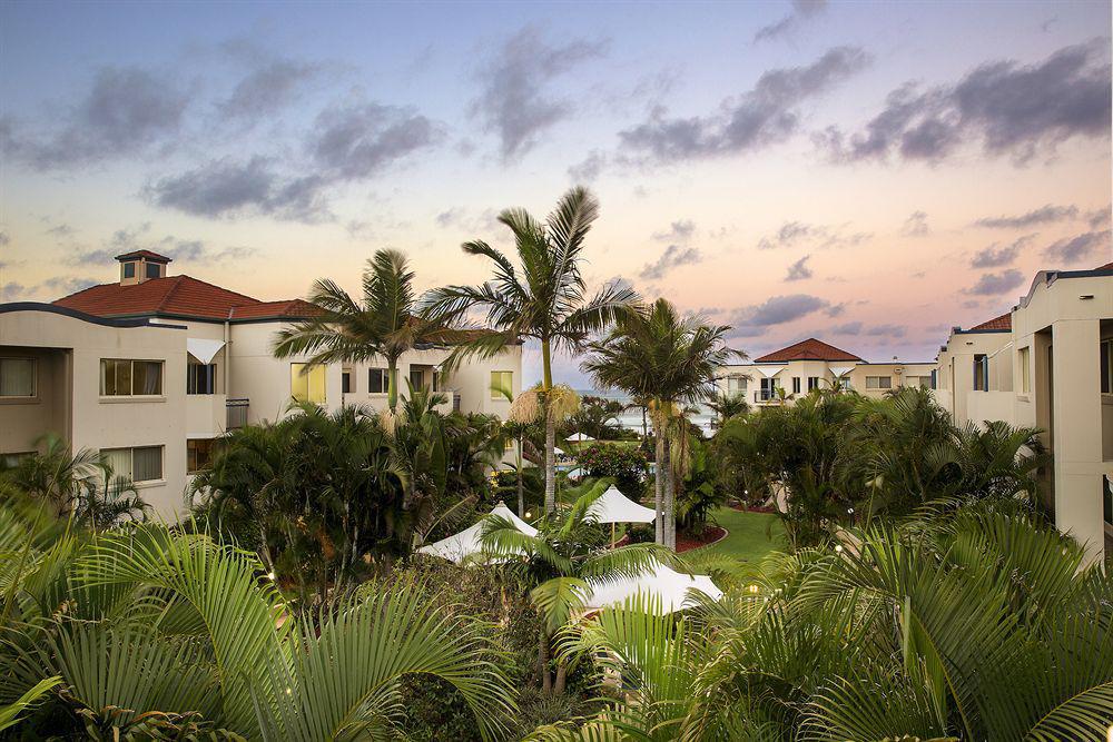 Golden Riviera Absolute Beachfront Resort Gold Coast Eksteriør billede